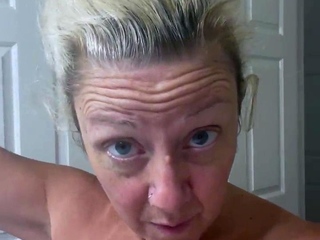 StripCamFun Blonde Amateur MILF Webcam for You