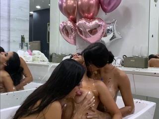 Close Up Fuck Cumshot