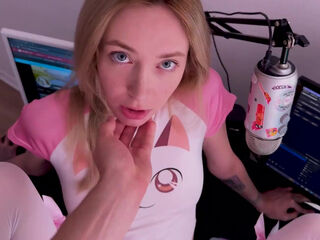 Step-sister gets splooged moonlighting as a cam model and PAYS FOR IT