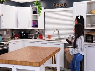 Freya Von Doom Mira Luv