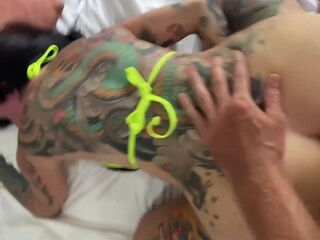Super-steamy dark haired works her lover's immense prick in hard-core poke on vaca