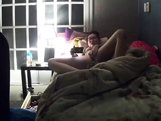 혼자서 잘~~놀다가 딱 찍힌 영통귀요미 ipcam