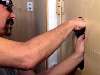 Cumloving mature jock deep-throating