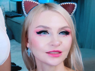 Playful Blonde Has Fun with Her Lover's Dick