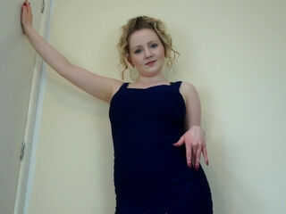 StripCamFun Blonde Amateur MILF Webcam for You