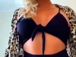 SECRET LOCATION ANDREA GARCIA