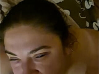 I jizz in her jaws