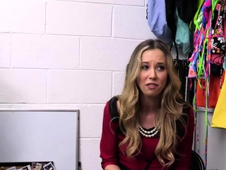 Married milf thief gets on her knees to avoid jail