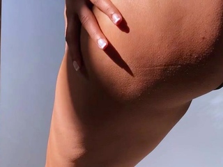 Hottest brunette solo webcam masturbation 2