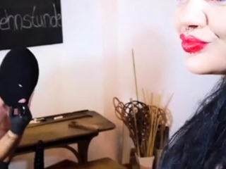Mistress Dominique plastique instruction slave for taking