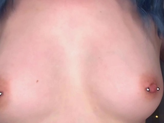 Big boob brunette masturbates on webcam