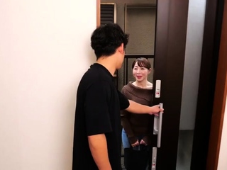 Japanese amateur Asian big boobs mother