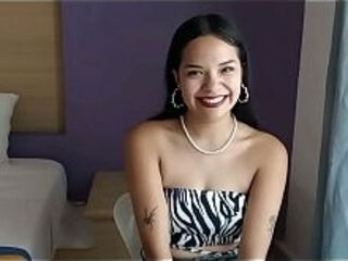 ANNA, 20 YEARS OLD - WAITRESS - CASTING PART 1