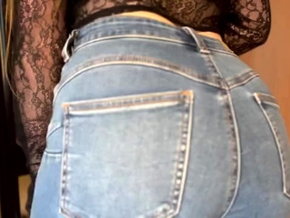 Goddess Roxy - Jeans Worship