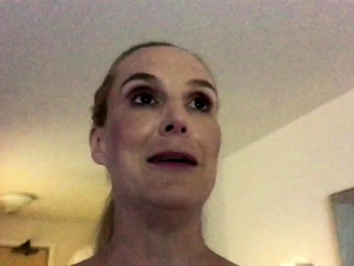 Buxom inexperienced cougar drains in the bathroom