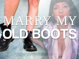 DommeTomorrow â€“ MARRY MY older shoes