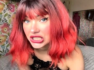 Yourhikerbabe - EXTREME Public Toilet Tasks with Imposed Bi